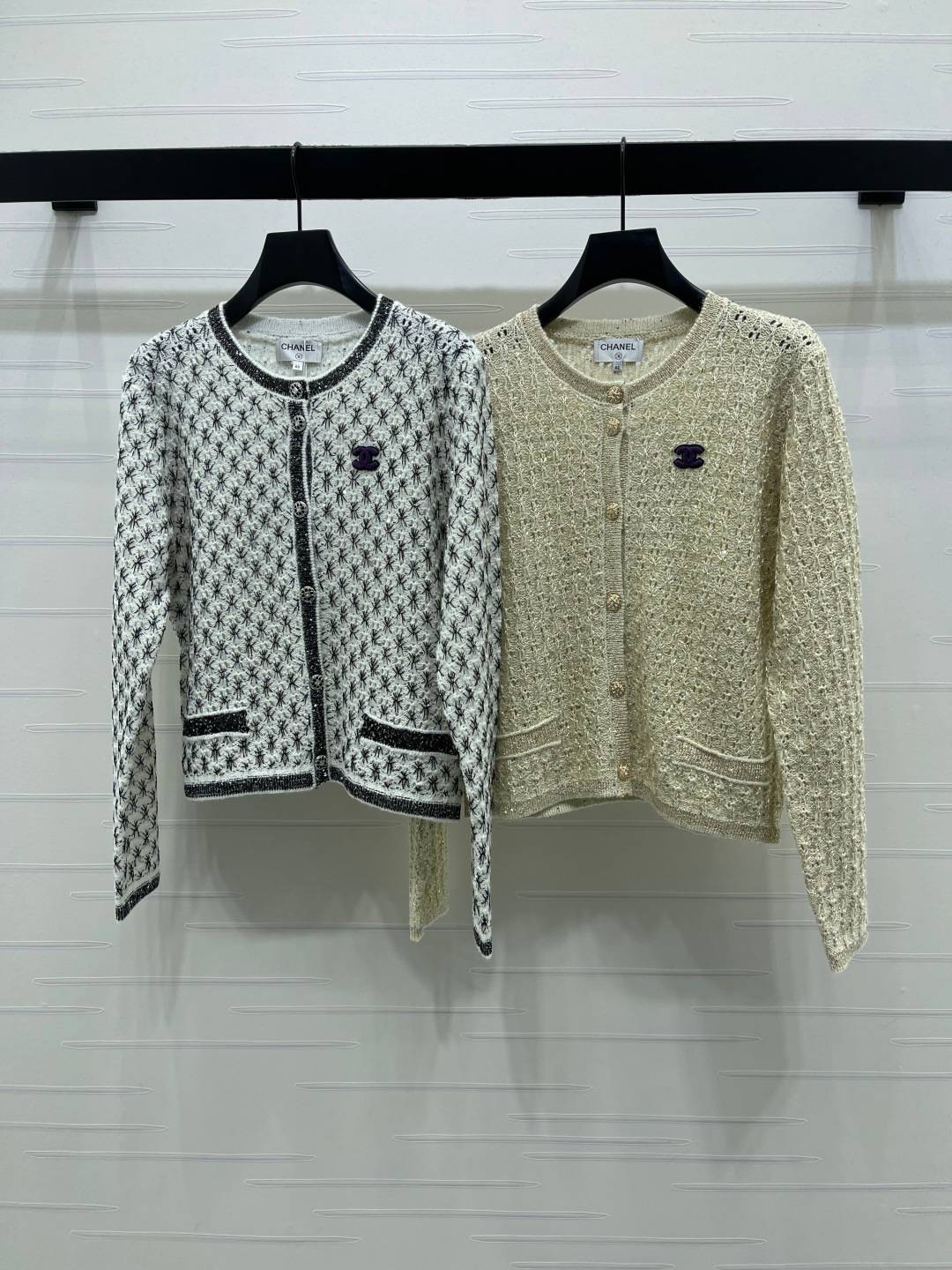 CHANEL シャネル ニットカーディガン 長袖 ボタン ホワイト ブラック