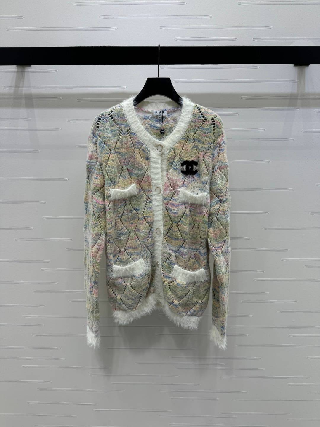CHANEL シャネル ニットカーディガン 長袖 ボタン クルーネック ベージュ