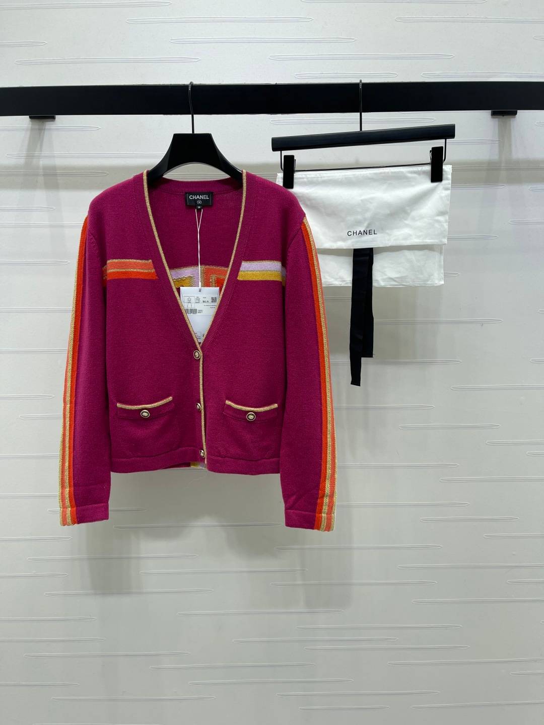 CHANEL シャネル ニットカーディガン Vネック ボタン カラーブロック