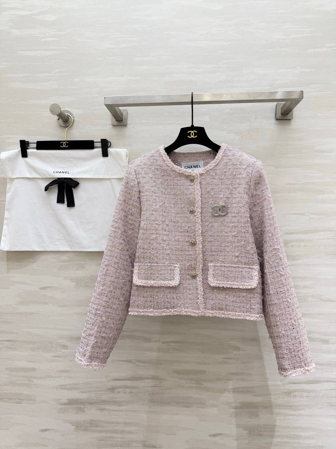CHANEL シャネル ツイードジャケット ショート丈 ロゴ ノーカラー ピンク