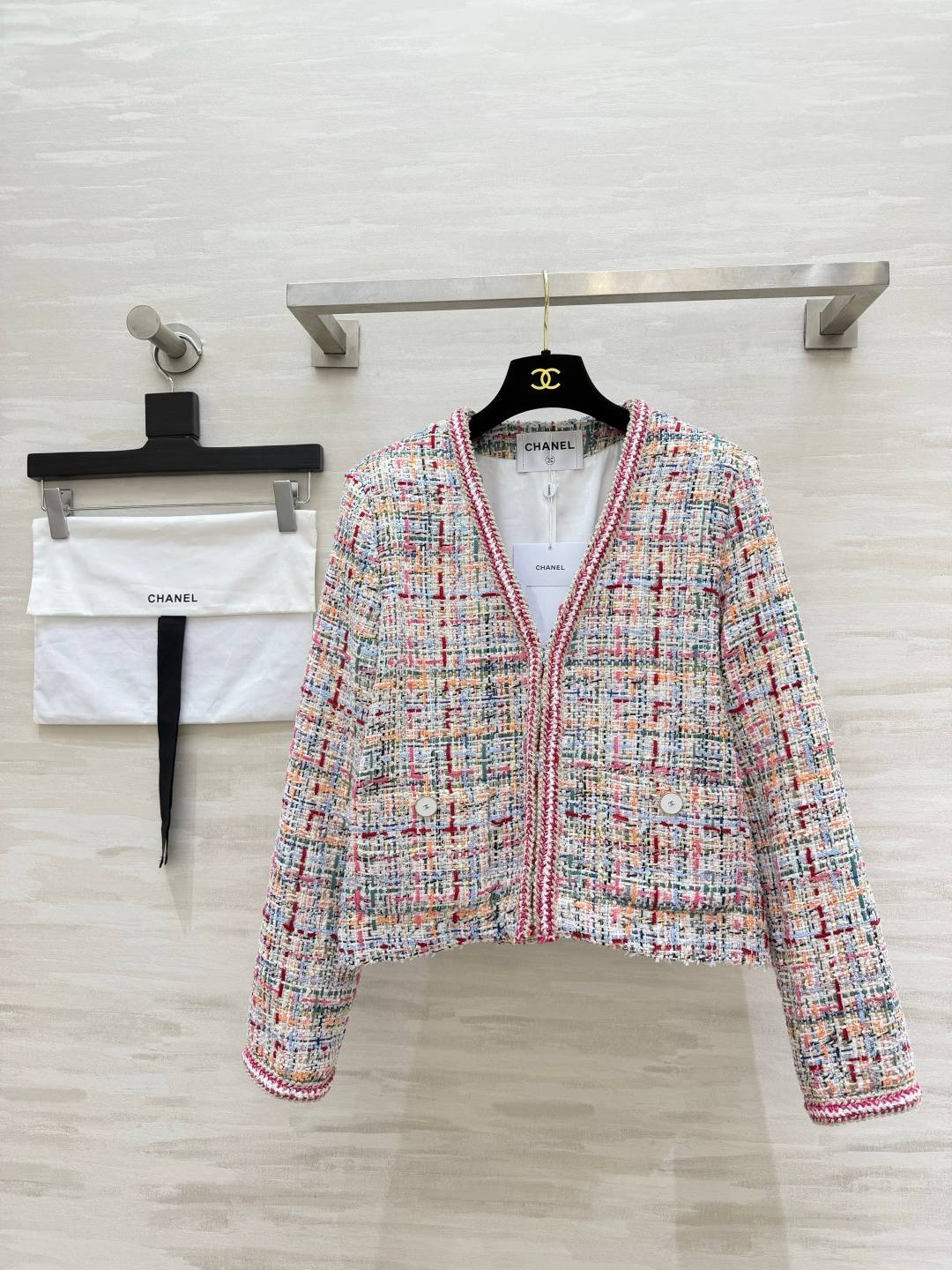 CHANEL シャネル ツイードジャケット ノーカラー ショート丈 レディース マルチカラー