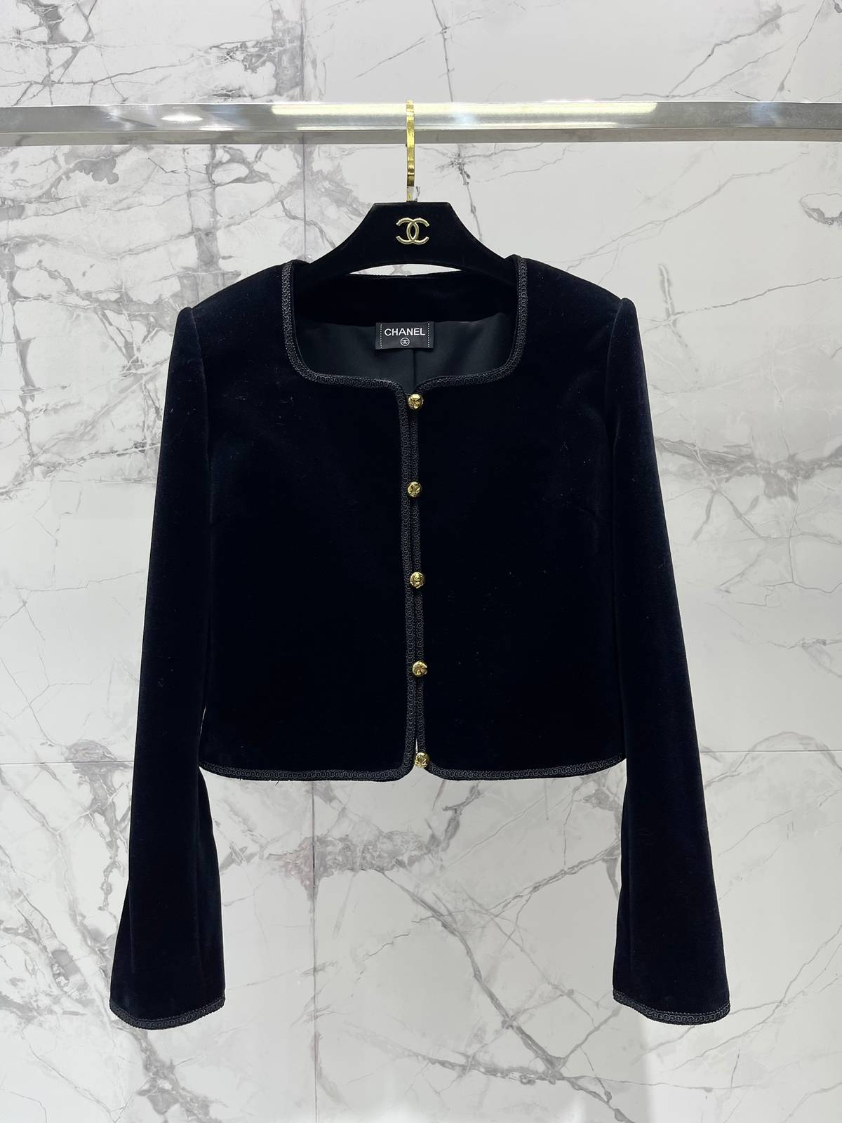 CHANEL シャネル ブルゾン ショート丈 ノーカラー ブラック