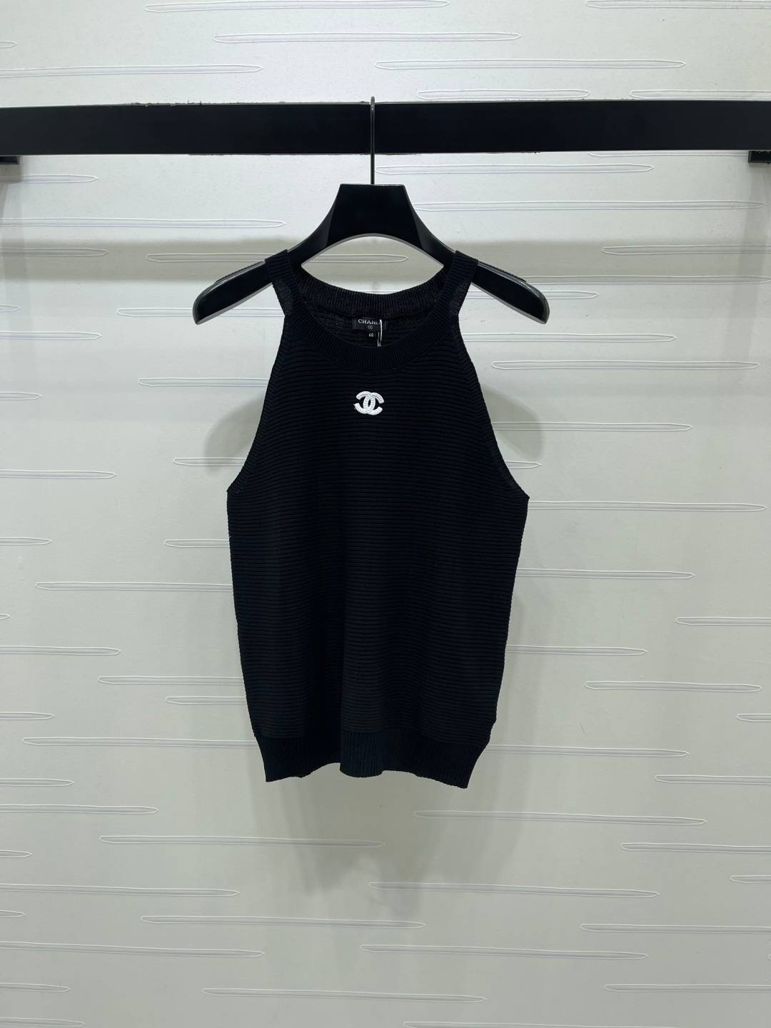 CHANEL シャネル ベスト ロゴ ショート丈 ブラック