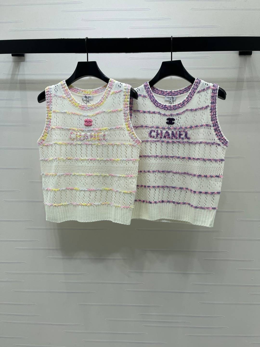 CHANEL シャネル ベスト ロゴ クルーネック ピンク ホワイト