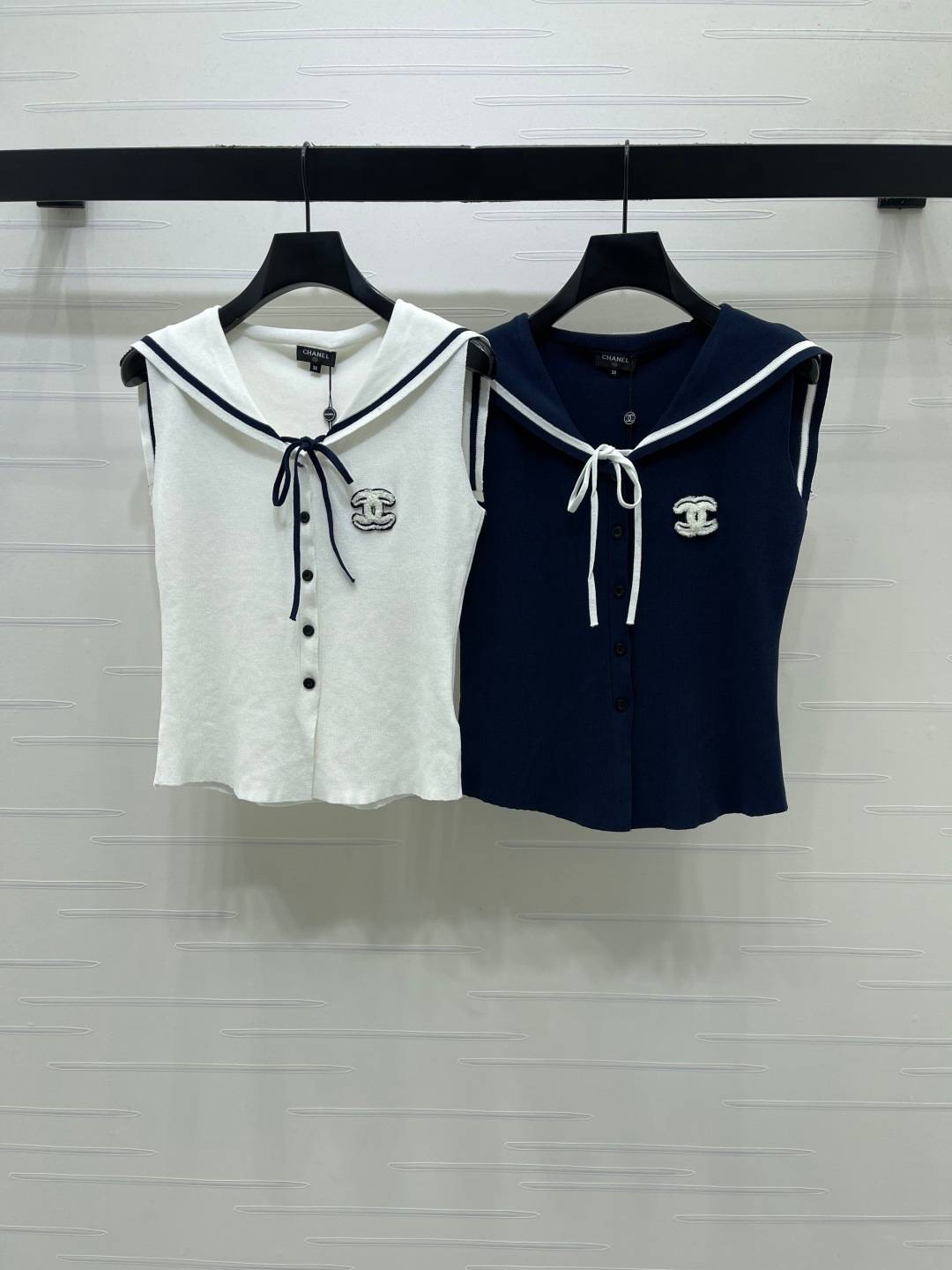 CHANEL シャネル ベスト ロゴ 前開き ブラック ホワイト