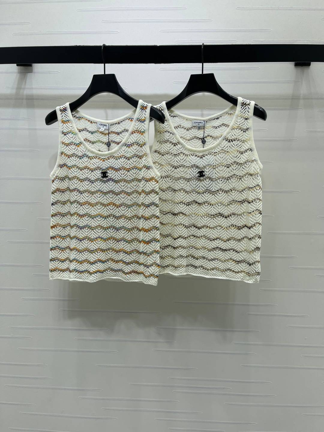 CHANEL シャネル ノースリーブトップス レディース クルーネック イエロー ブルー