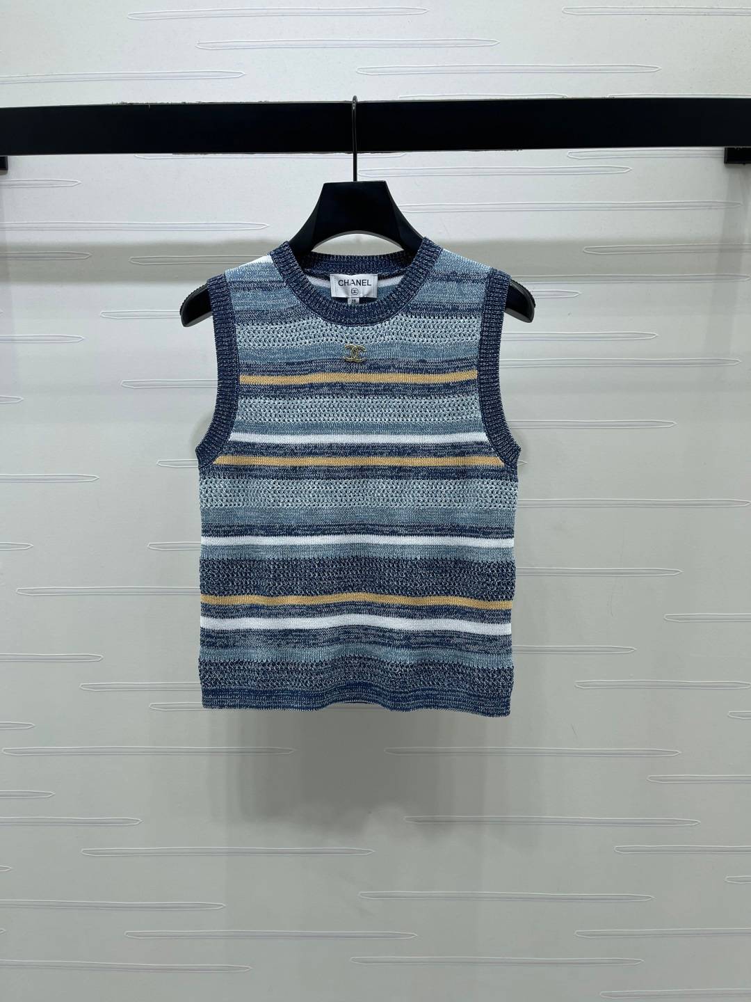 CHANEL シャネル ベスト クルーネック ロゴ レディース ブルー