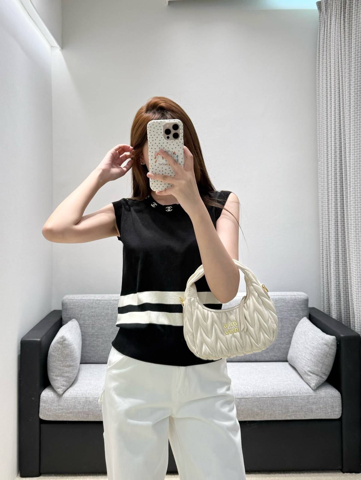 CHANEL シャネル ベスト ロゴ クルーネック ブラック