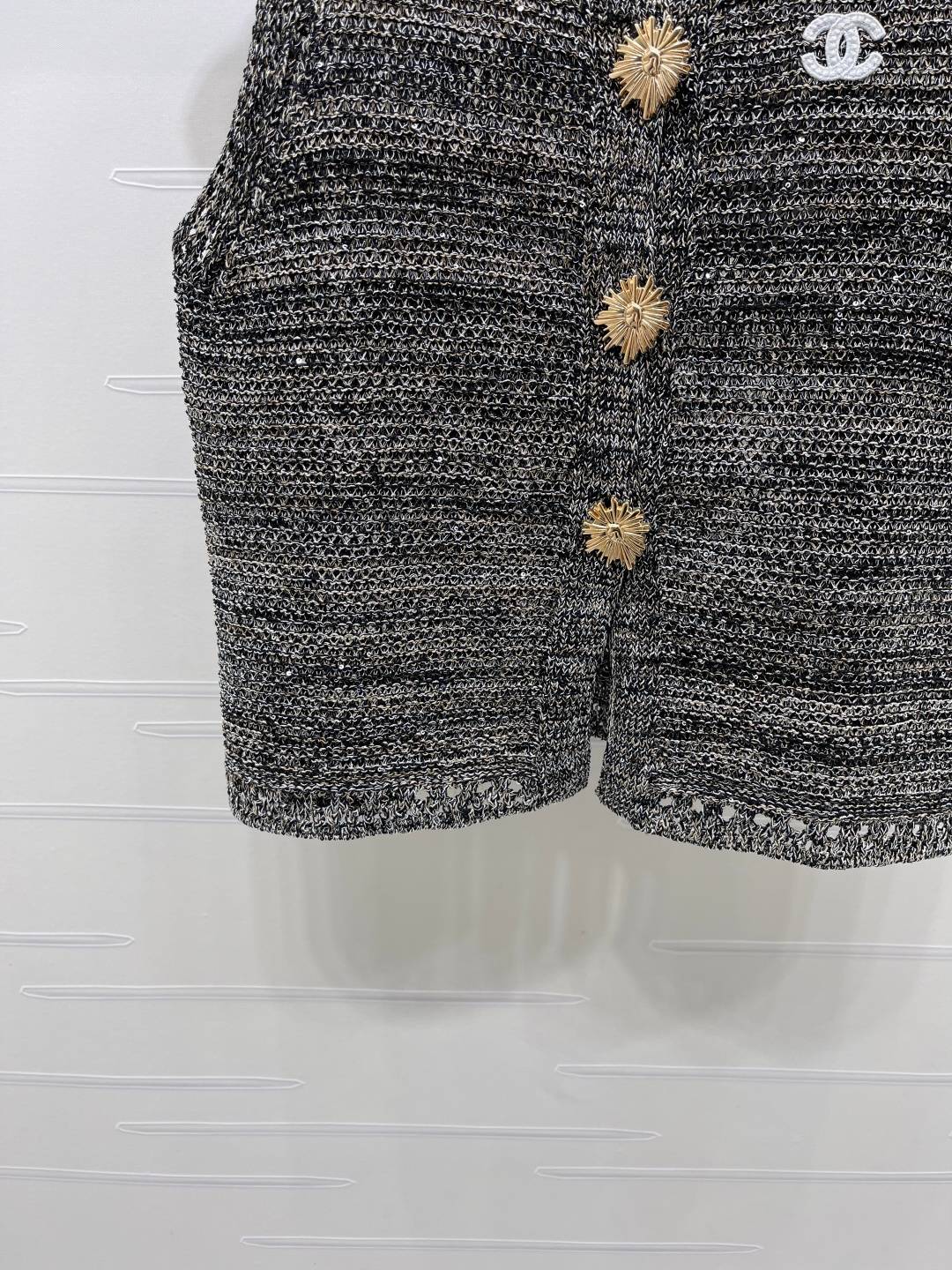 CHANEL シャネル ジレ 前開き ロゴ ブラック
