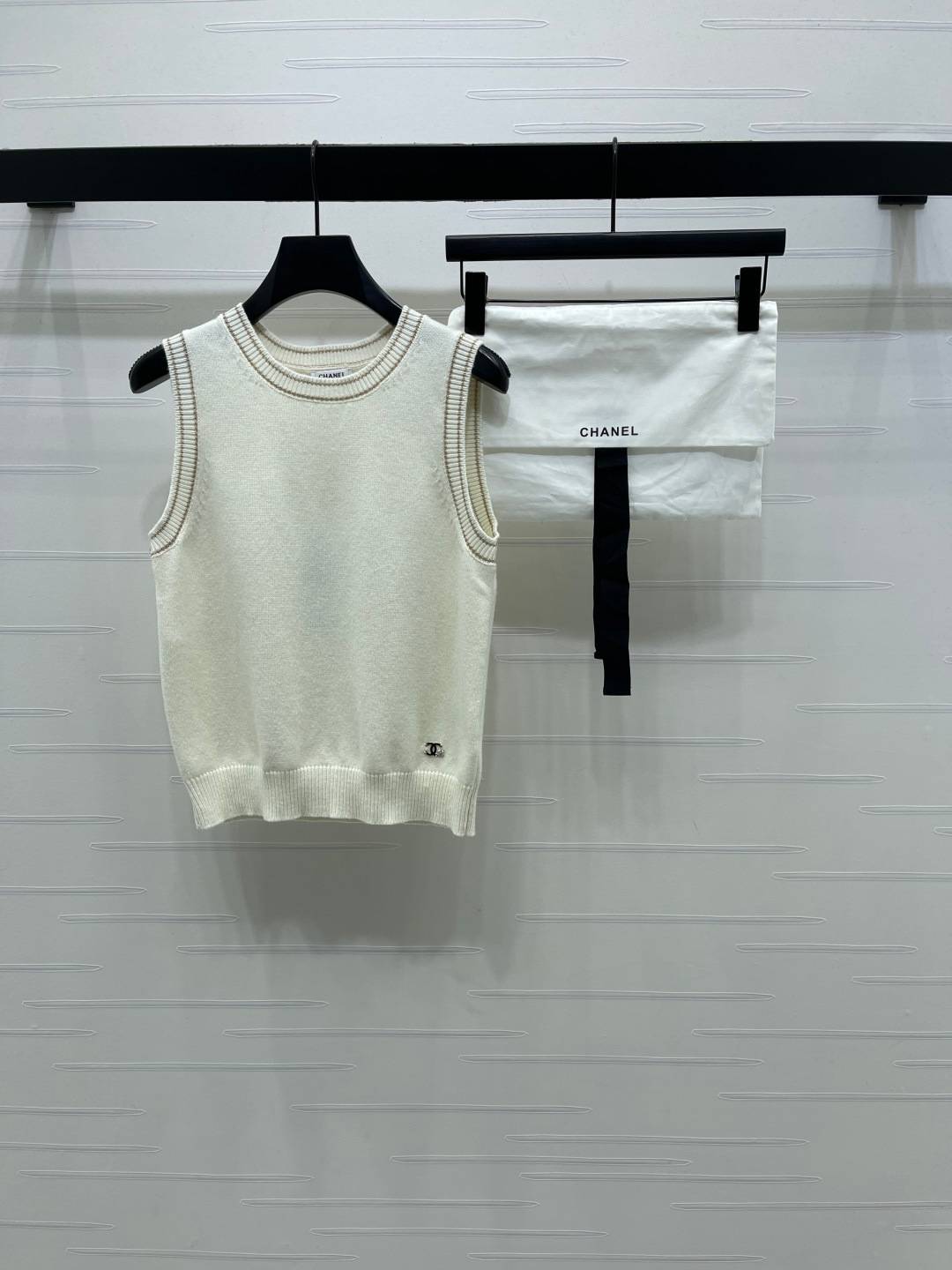 CHANEL シャネル ジレ クルーネック レディース ウール ホワイト