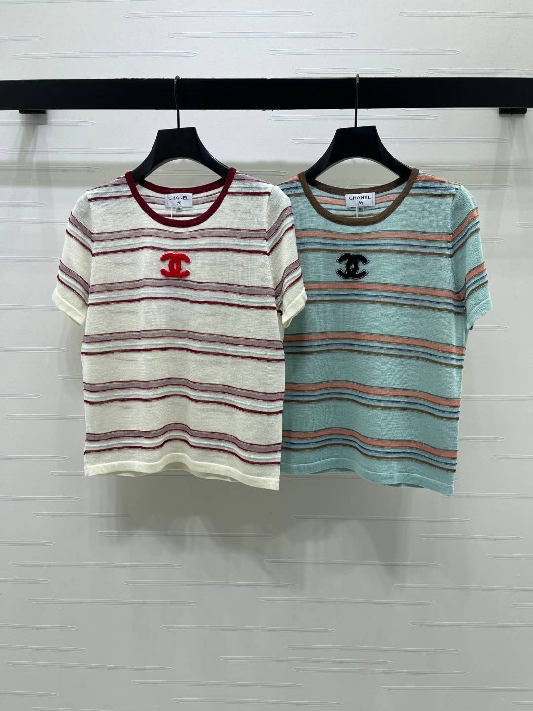 CHANEL シャネル ニットカーディガン 半袖 クルーネック レッド ブルー