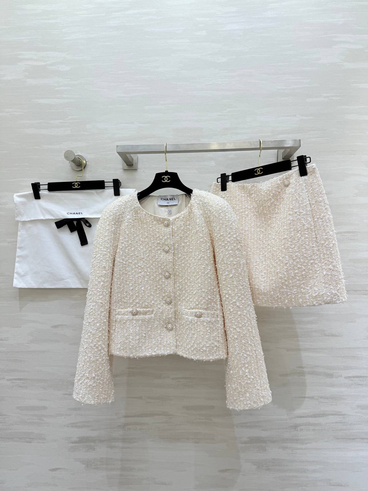 CHANEL シャネル ツーピース セットアップ レディース フォーマル ベージュ