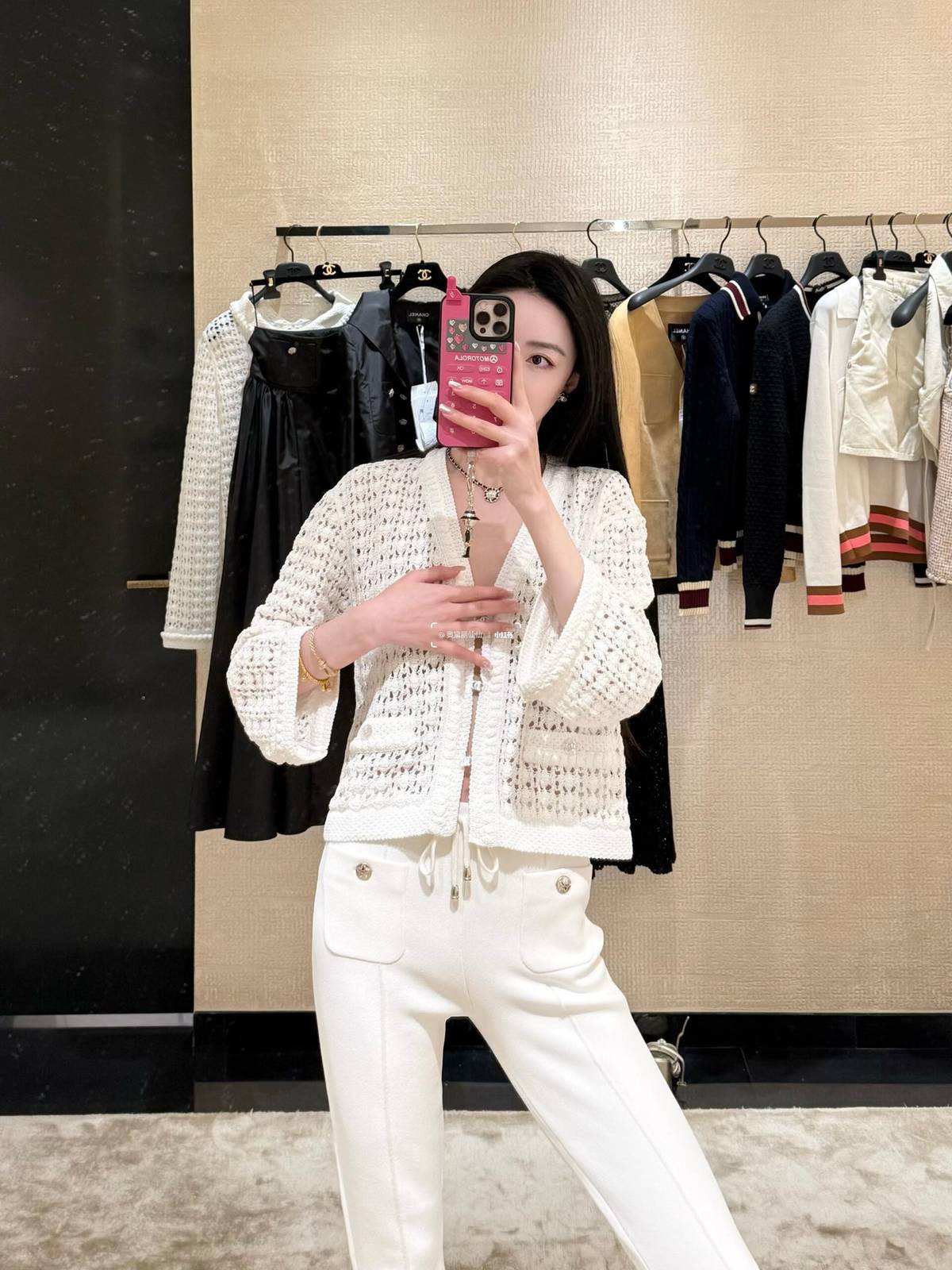 CHANEL シャネル ニットカーディガン Vネック ボタン 米白