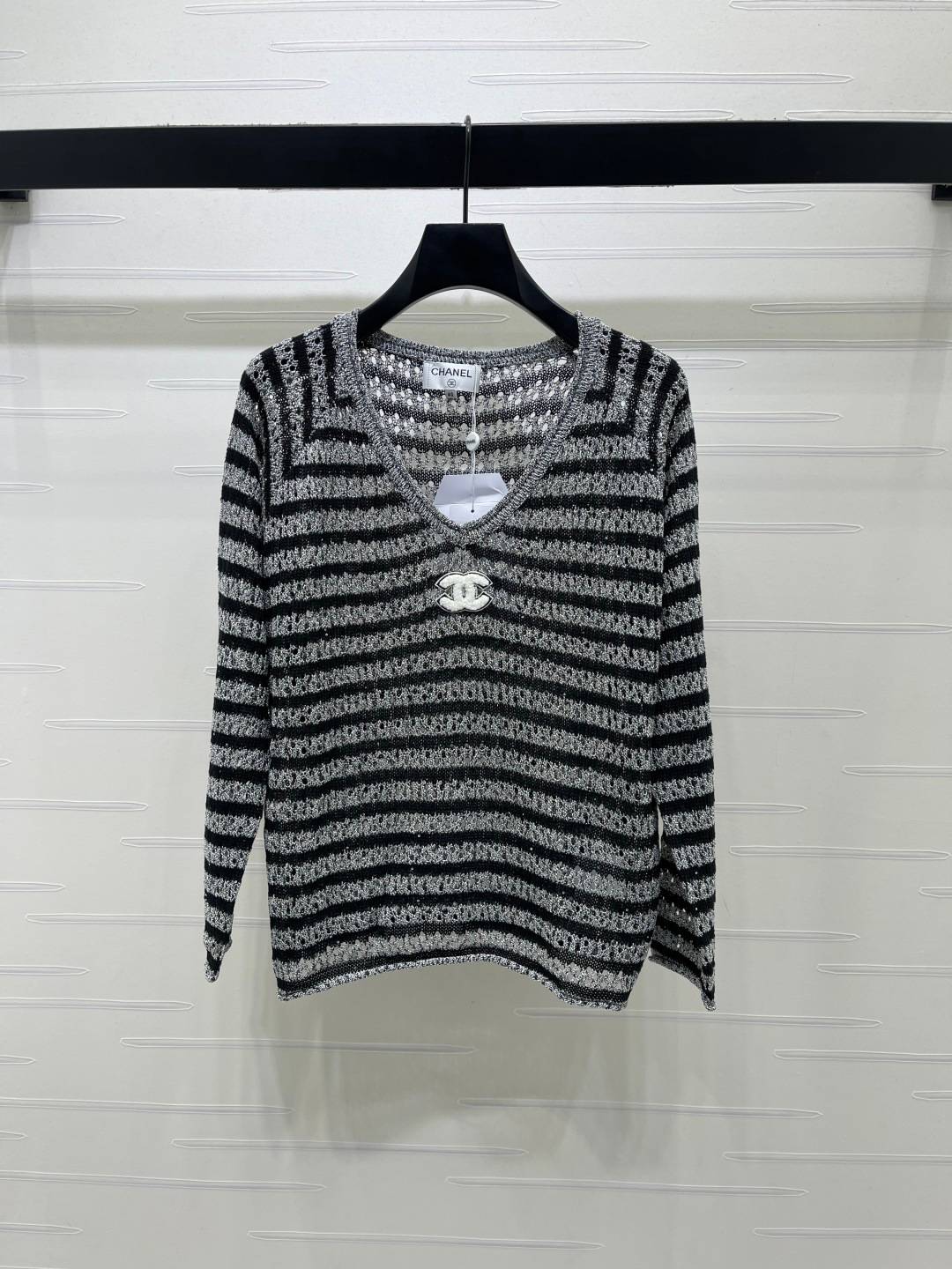 CHANEL シャネル ニットカーディガン 長袖 Vネック ブラック グレー