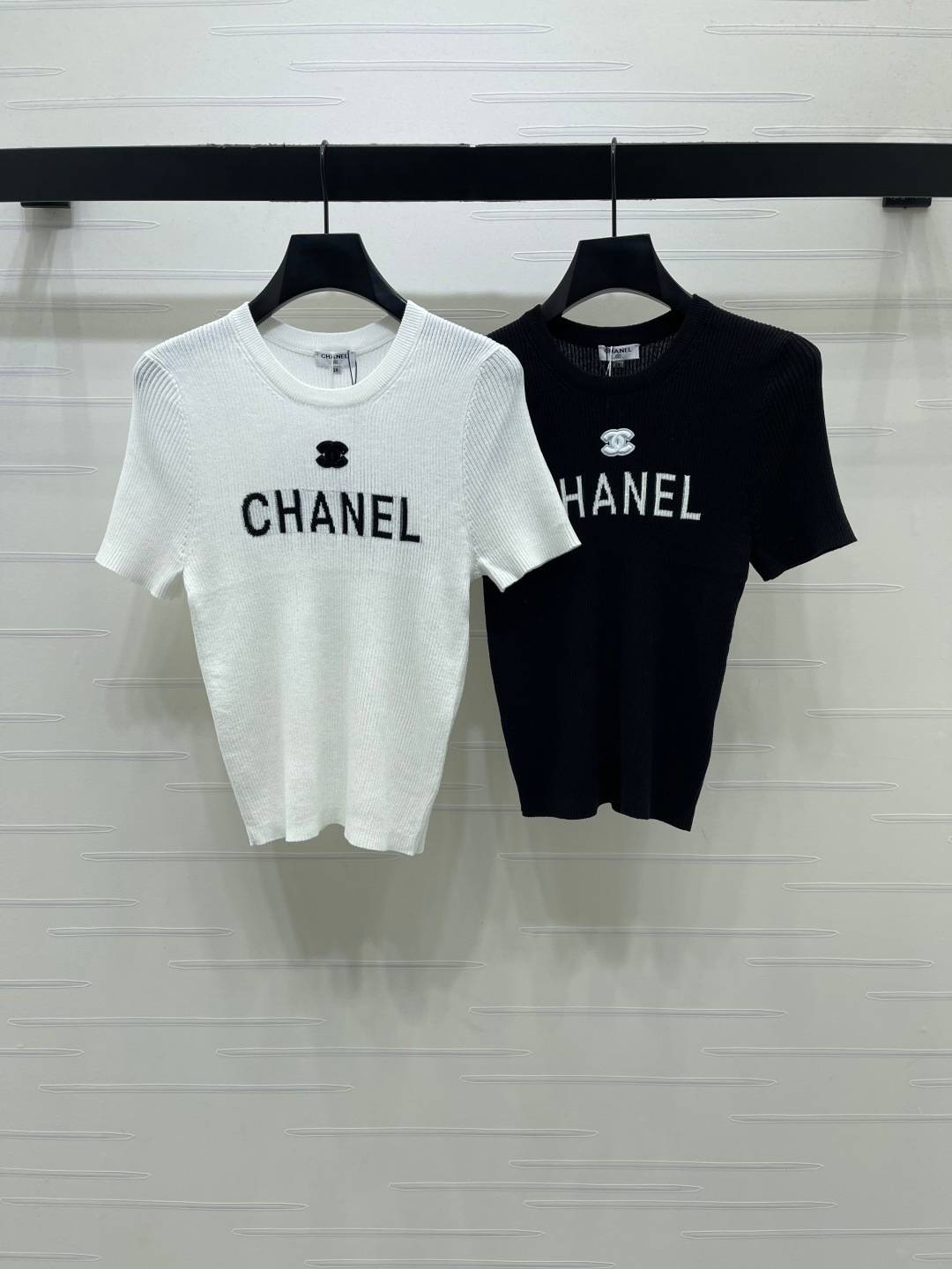 CHANEL シャネル リブニット 半袖 クルーネック ブラック ホワイト