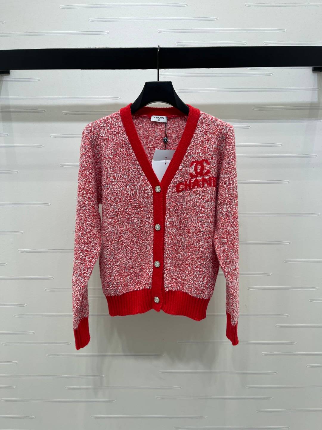CHANEL シャネル ニットカーディガン 長袖 Vネック レディース レッド