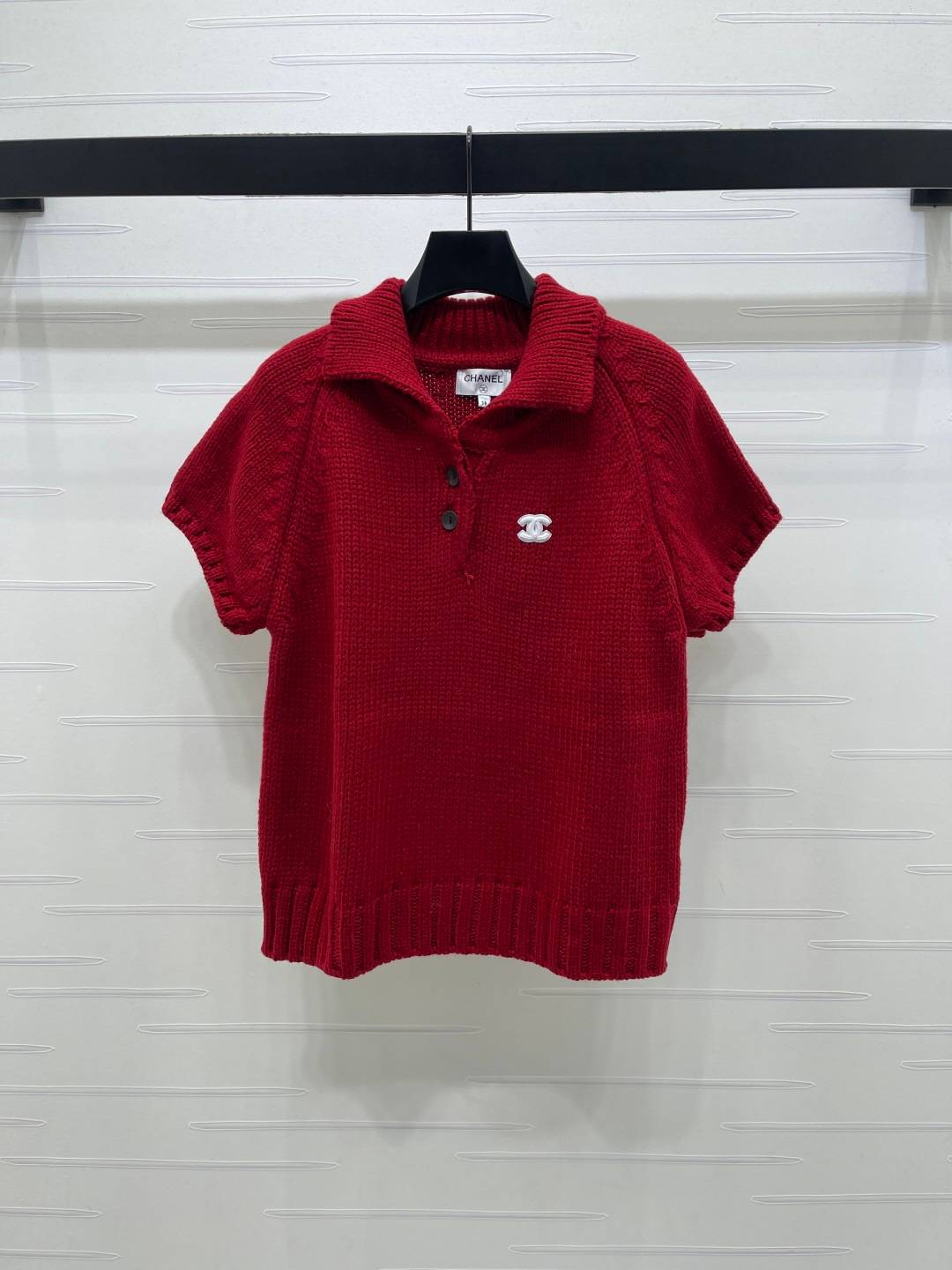 CHANEL シャネル リブニット 半袖 ボタン レッド