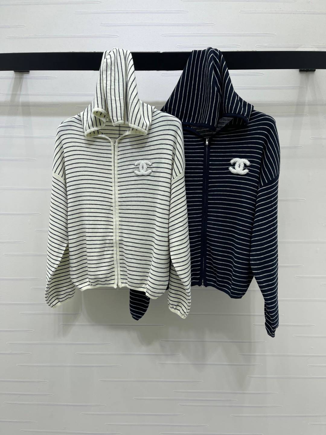 CHANEL シャネル ニットカーディガン フード付き 長袖 ストライプ ベージュ ネイビー