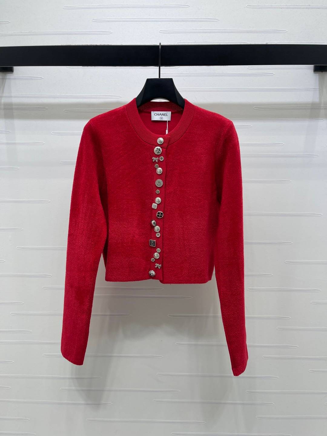 CHANEL シャネル ニットカーディガン 長袖 クルーネック レッド