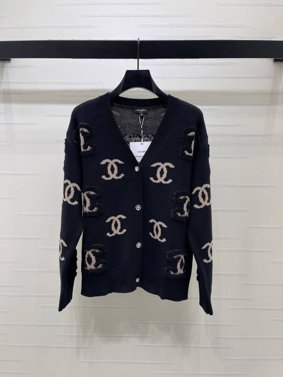 CHANEL シャネル ニットカーディガン Vネック 長袖 ブラック