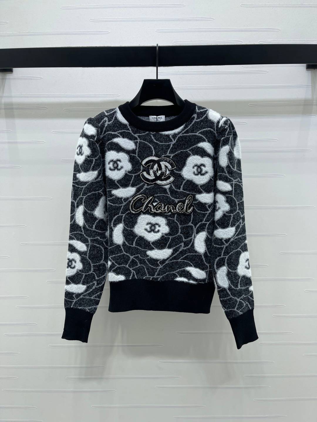 CHANEL シャネル ニット 長袖 クルーネック カメリア ブラック