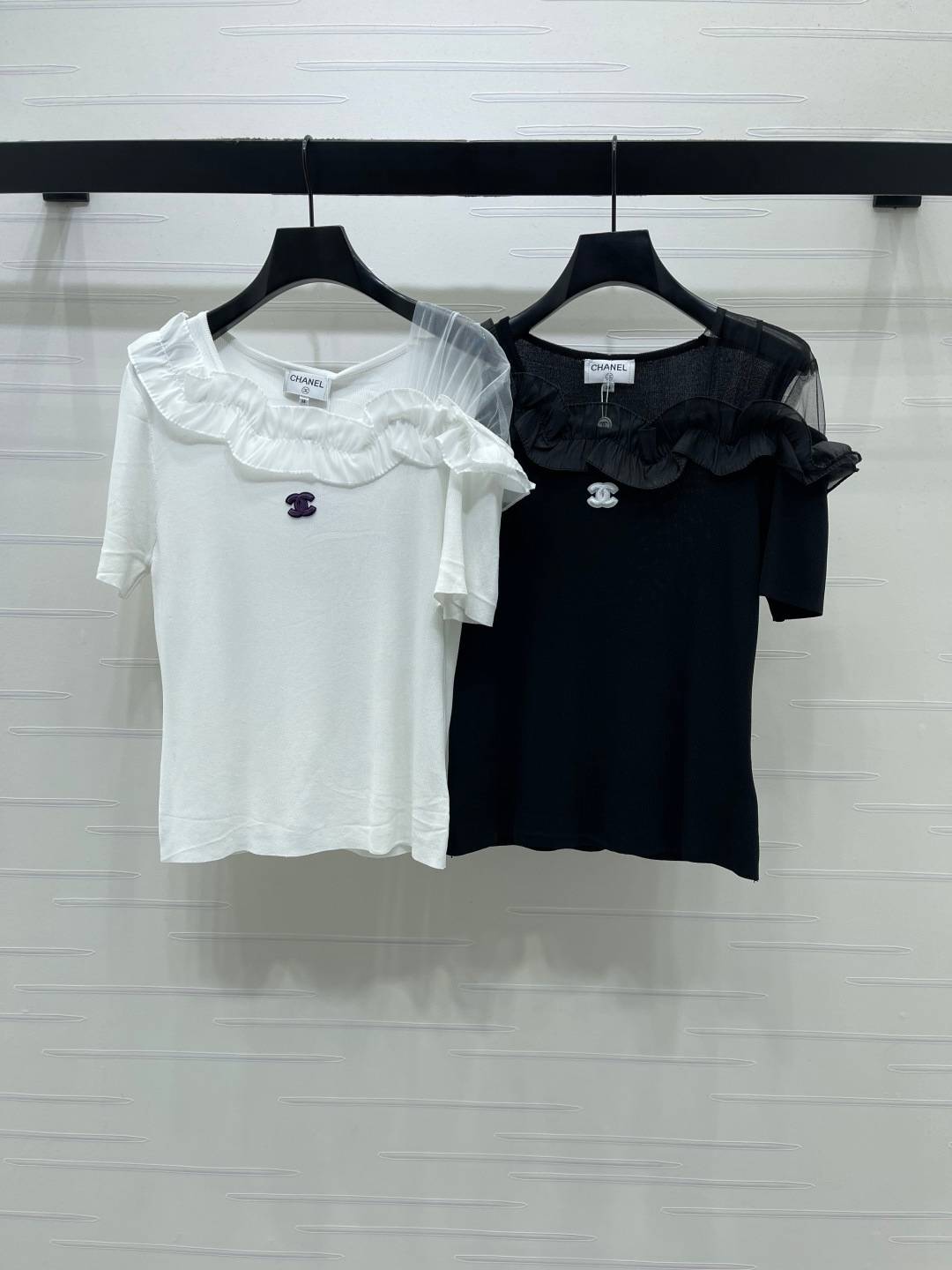 CHANEL シャネル 半袖ニット フリルネック ロゴ レディース 2色